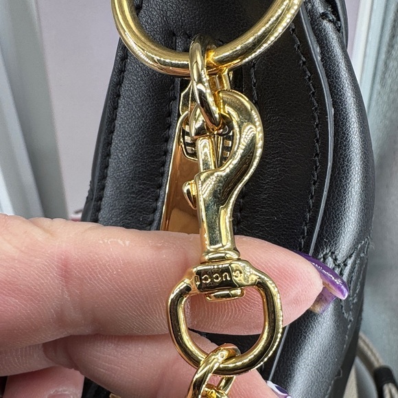 Gucci Black GG MATELASSÉ SMALL
SHOULDER BAG - Picture 10 of 16